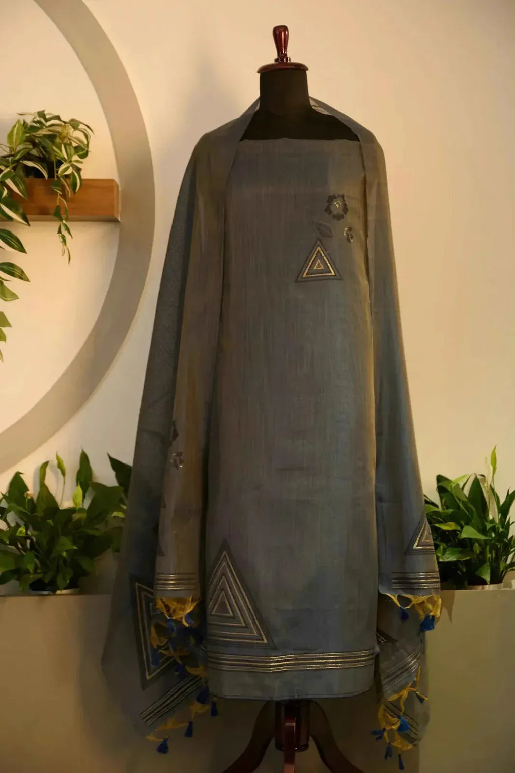 Dark Blue Jamdani Suit - House of Ameyam