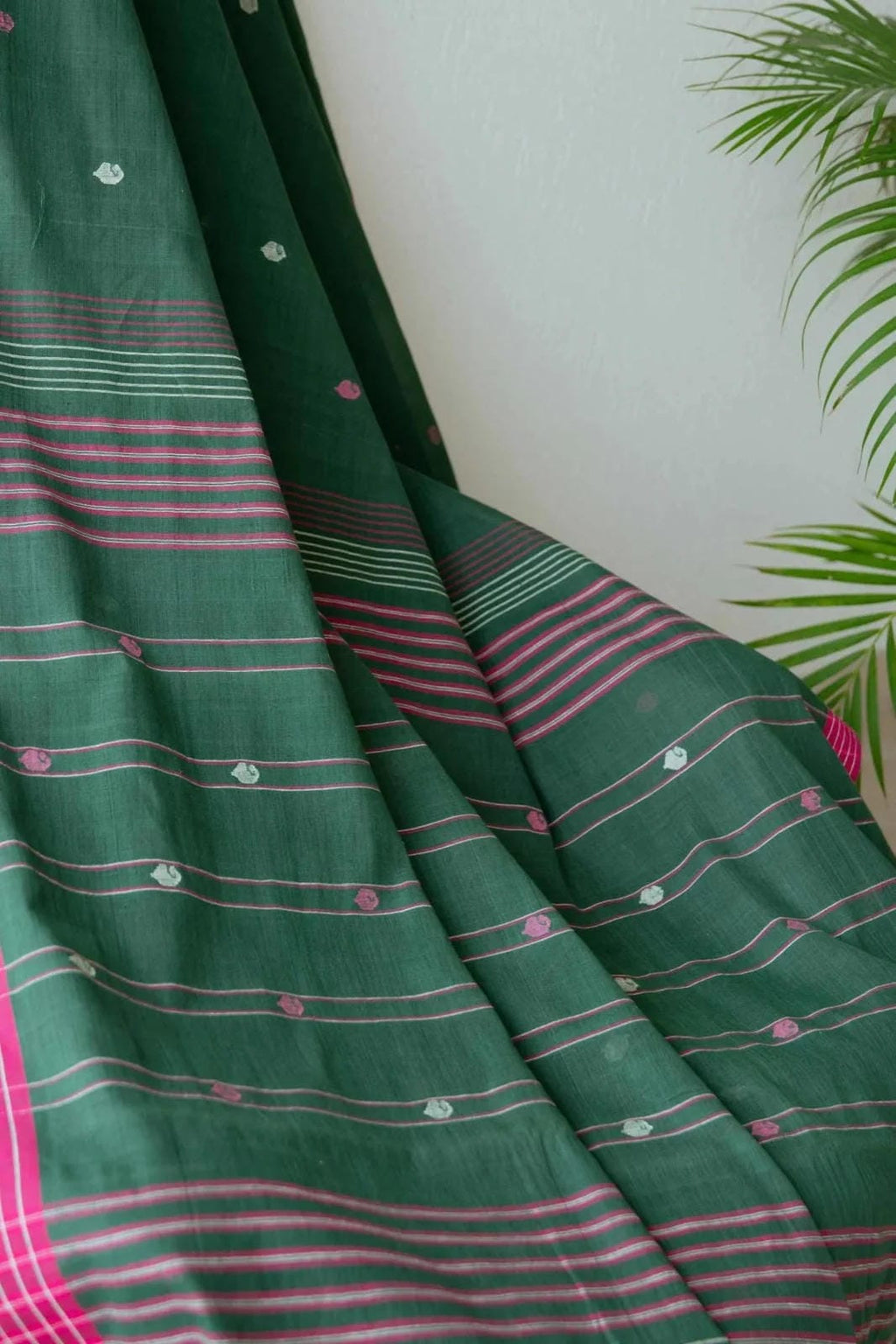 Emerald Handwoven Saree - House of Ameyam